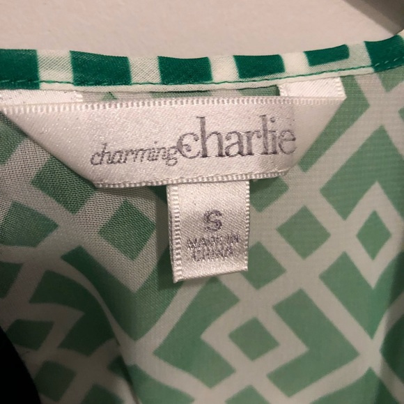 💕Charming Top💕 - Picture 6 of 7